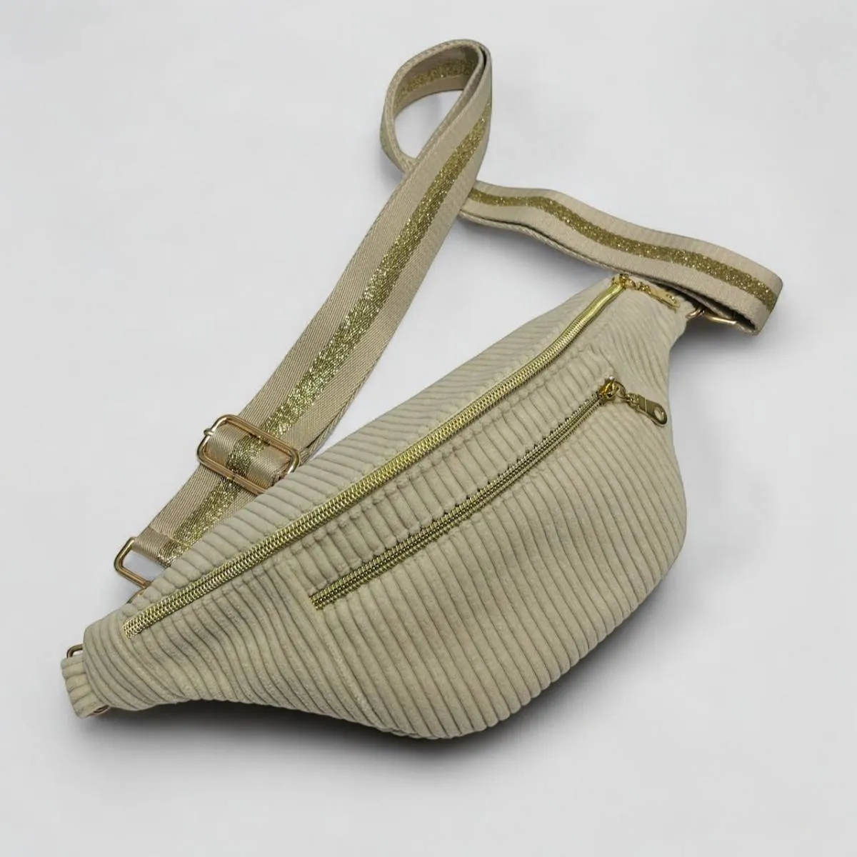 Sac banane blanc perlé